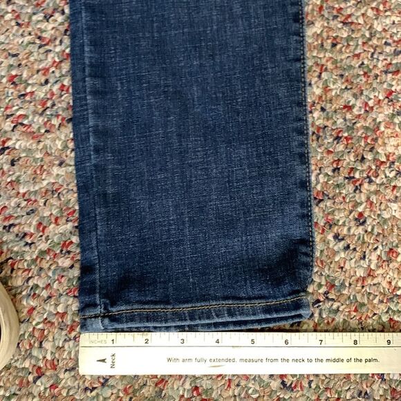 Levi’s Classic Straight Blue Mid-Rise Faded Straight Leg Jeans Size 28 - Picture 12 of 12